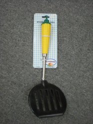 K858A LARGE TURNER W/SWEET CORN SHAPE HANDLE K858A LARGE TURNER W/SWEET CORN SHAPE HANDLE