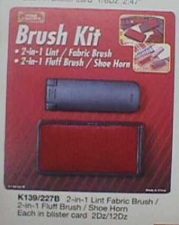 K139/227 2 IN 1 LINT FABRIC BRUSH/FLUFF BRUSH & SHOE HORN K139/227 2 IN 1 LINT FABRIC BRUSH/FLUFF BRUSH & SHOE HORN