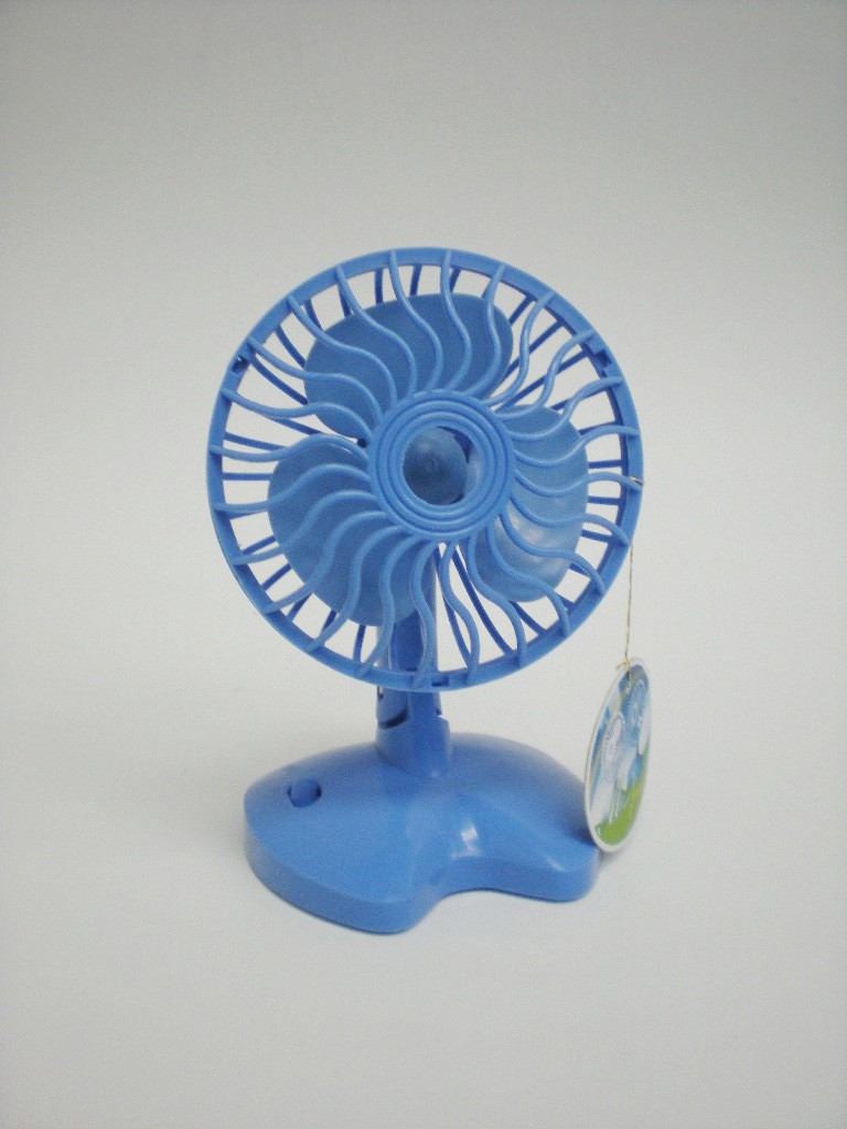 K8136 PLASTIC MINI FAN